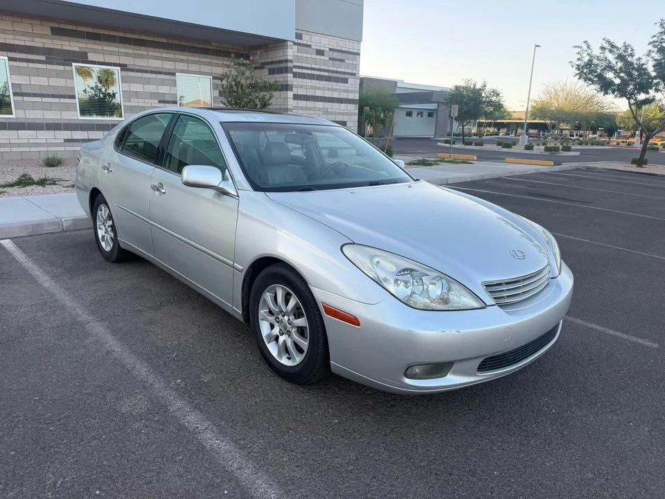 2002 Lexus ES 4th Gen - Image 6 of 10