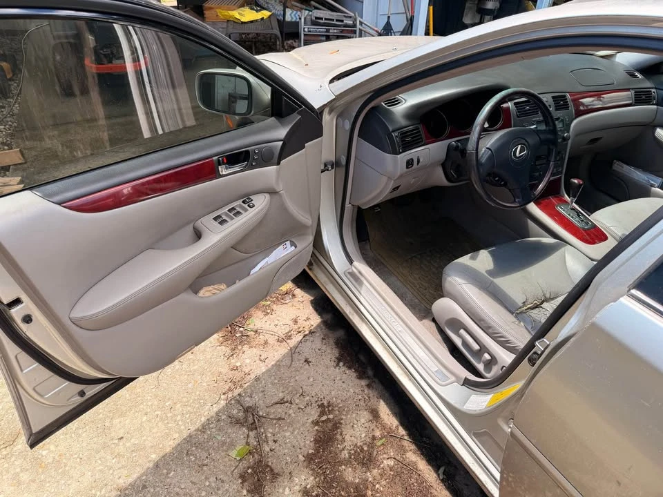 2002 Lexus ES 4th Gen - Image 5 of 6