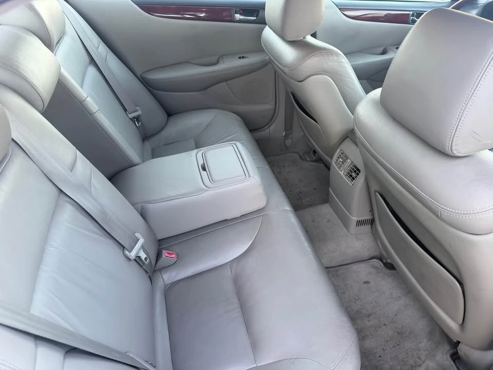 2002 Lexus ES 4th Gen - Image 8 of 10