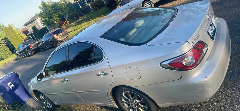 2002 Lexus ES 4th Gen - Image 4 of 4
