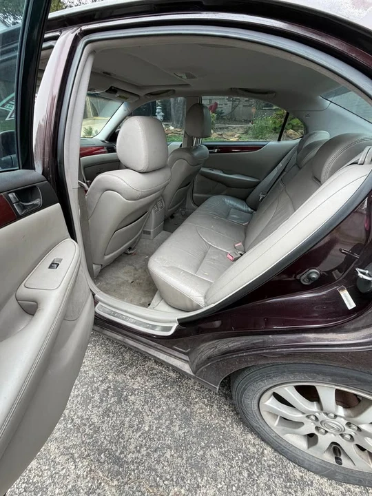 2002 Lexus ES 4th Gen - Image 8 of 11