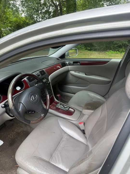 2002 Lexus ES 4th Gen - Image 3 of 5