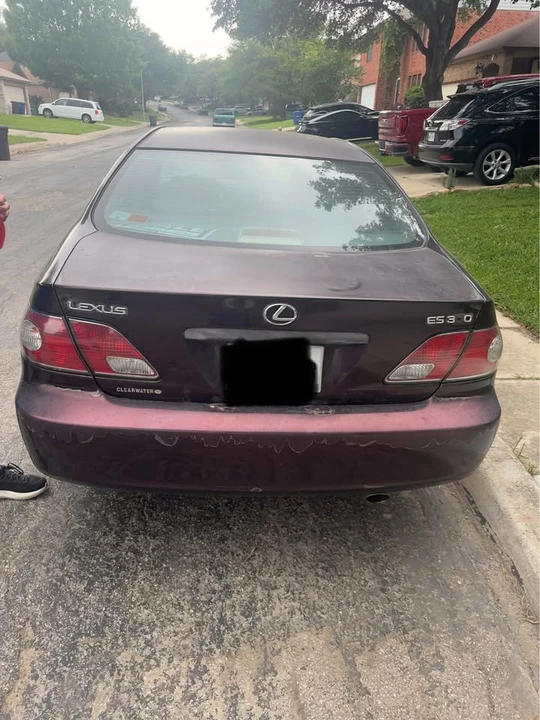 2002 Lexus ES 4th Gen - Image 3 of 11