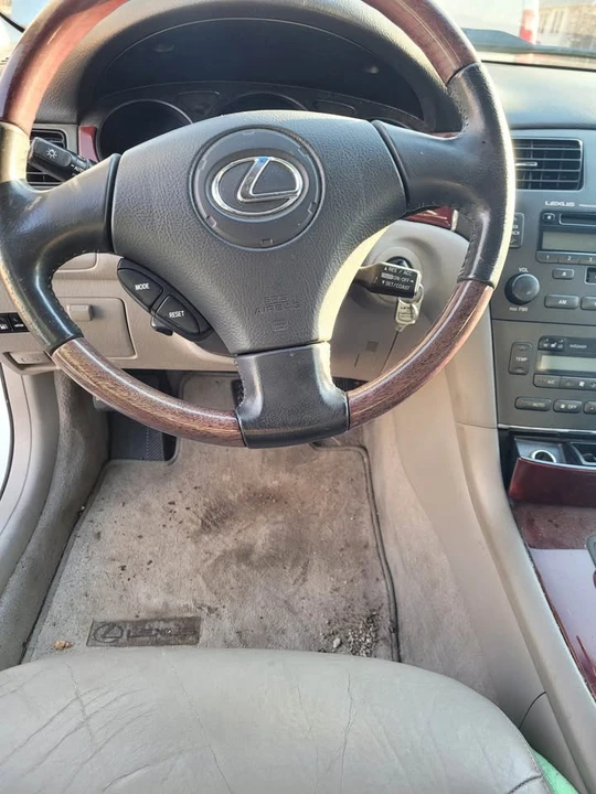 2002 Lexus ES 4th Gen - Image 10 of 10