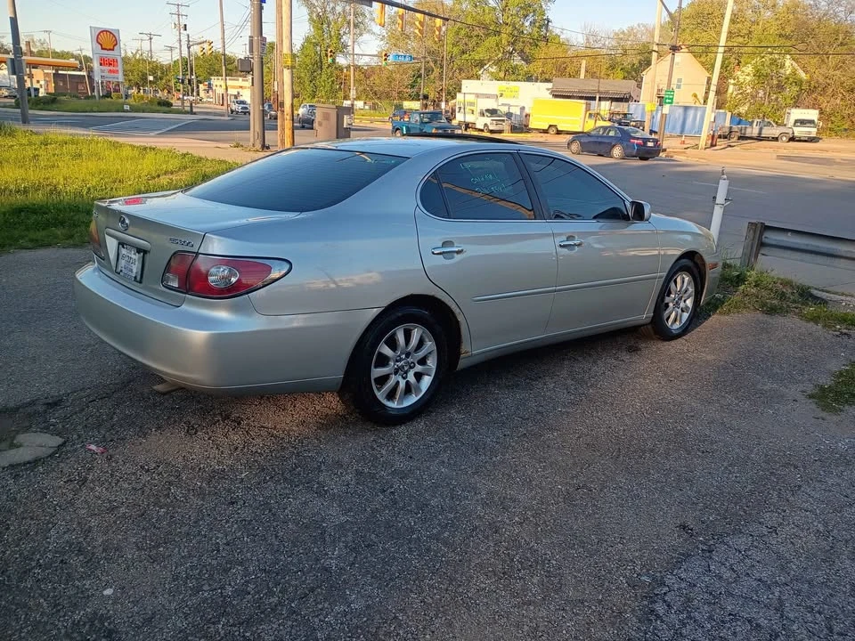 2002 Lexus ES 4th Gen - Image 5 of 5