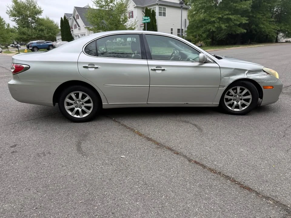 2002 Lexus ES 4th Gen - Image 7 of 20