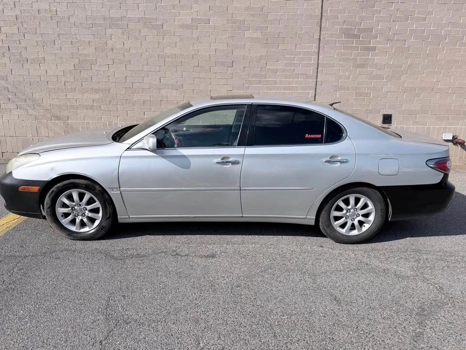 2002 Lexus ES 4th Gen - Image 3 of 9