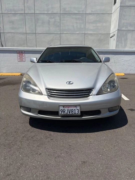2002 Lexus ES 4th Gen - Image 8 of 15