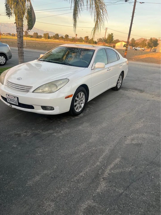 2002 Lexus ES 4th Gen - Image 5 of 9
