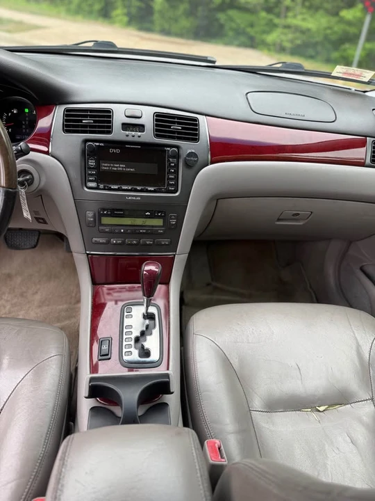 2002 Lexus ES 4th Gen - Image 15 of 20