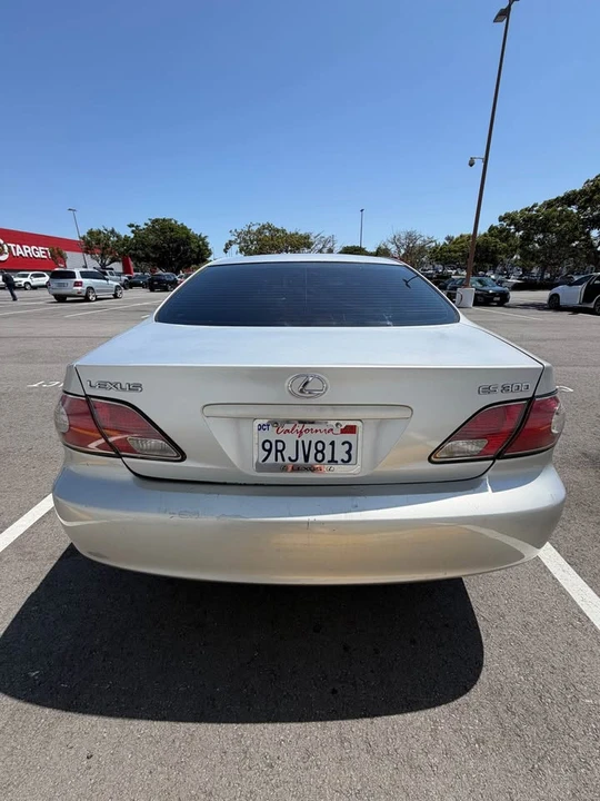 2002 Lexus ES 4th Gen - Image 4 of 15