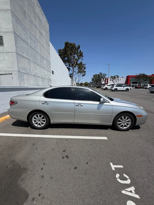 2002 Lexus ES 4th Gen - Image 6 of 15