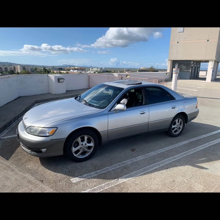 2002 Lexus ES 4th Gen - Image 3 of 8