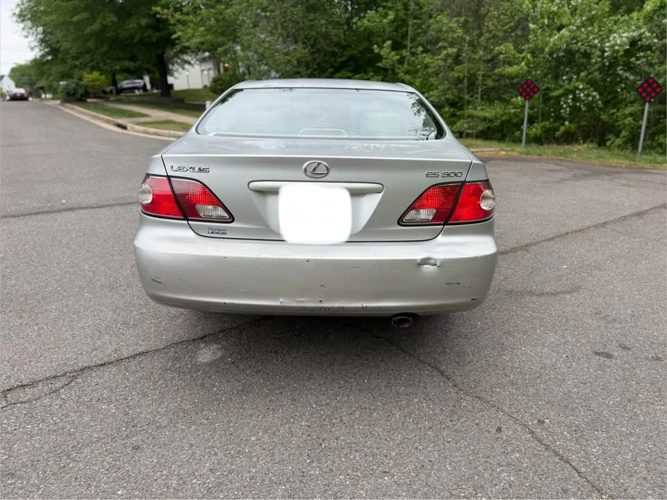 2002 Lexus ES 4th Gen - Image 5 of 20