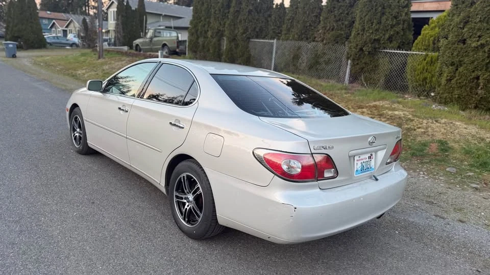 2002 Lexus ES 4th Gen - Image 7 of 11