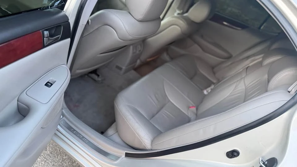 2002 Lexus ES 4th Gen - Image 10 of 11