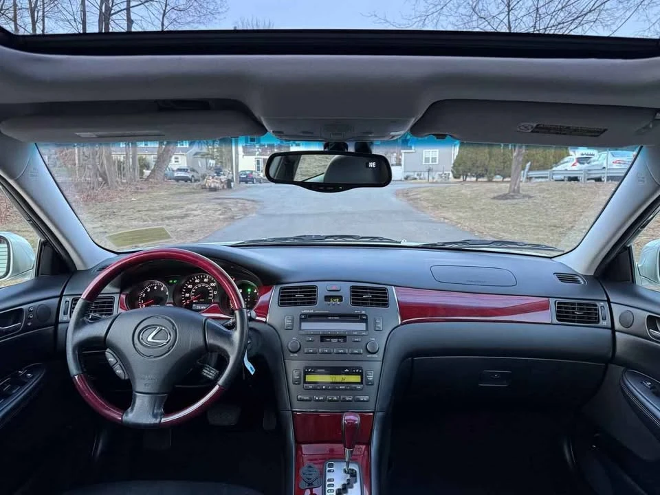 2002 Lexus ES 4th Gen - Image 14 of 20