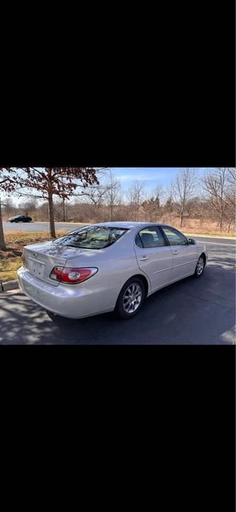 2002 Lexus ES 4th Gen - Image 8 of 20