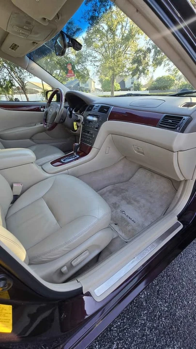 2002 Lexus ES 3rd Gen - Image 3 of 20
