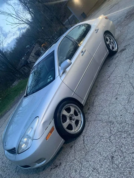 2002 Lexus ES 4th Gen - Image 3 of 6