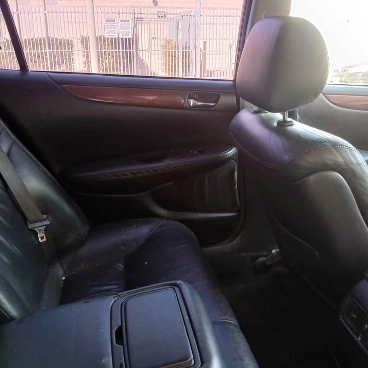 2002 Lexus ES 3rd Gen - Image 9 of 13
