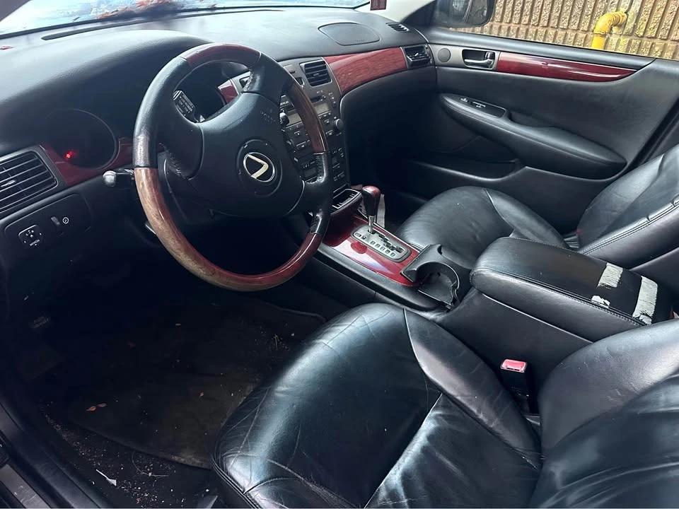 2002 Lexus ES 3rd Gen - Image 6 of 7