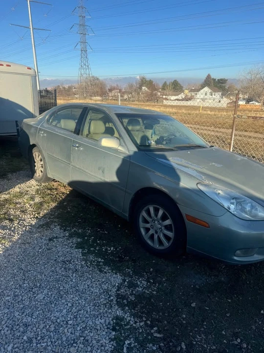 2002 Lexus ES 3rd Gen - Image 2 of 8