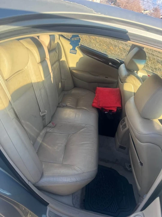 2002 Lexus ES 3rd Gen - Image 6 of 8