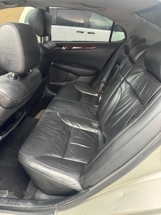 2002 Lexus ES 3rd Gen - Image 6 of 11