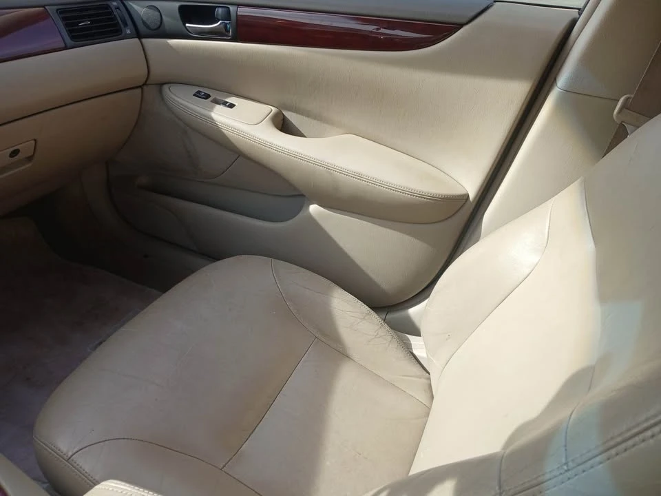 2002 Lexus ES 4th Gen - Image 7 of 15