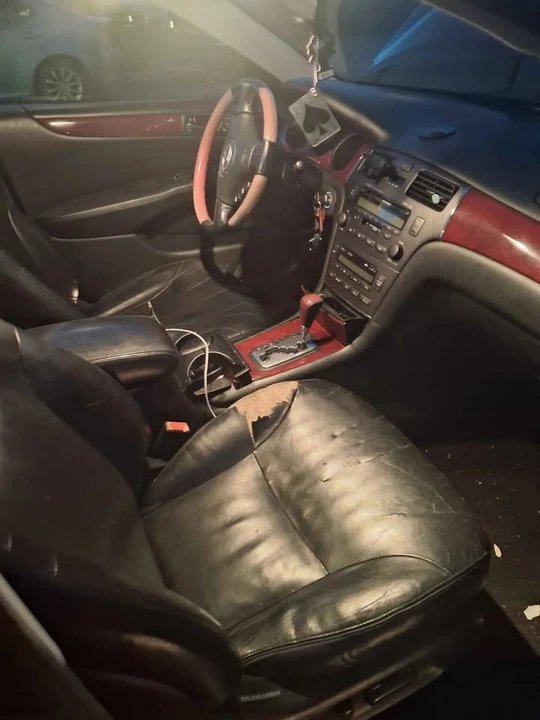 2002 Lexus ES 4th Gen - Image 2 of 6