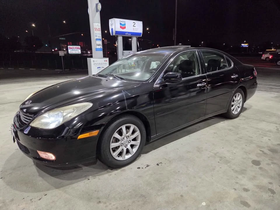2002 Lexus ES 4th Gen - Image 13 of 14