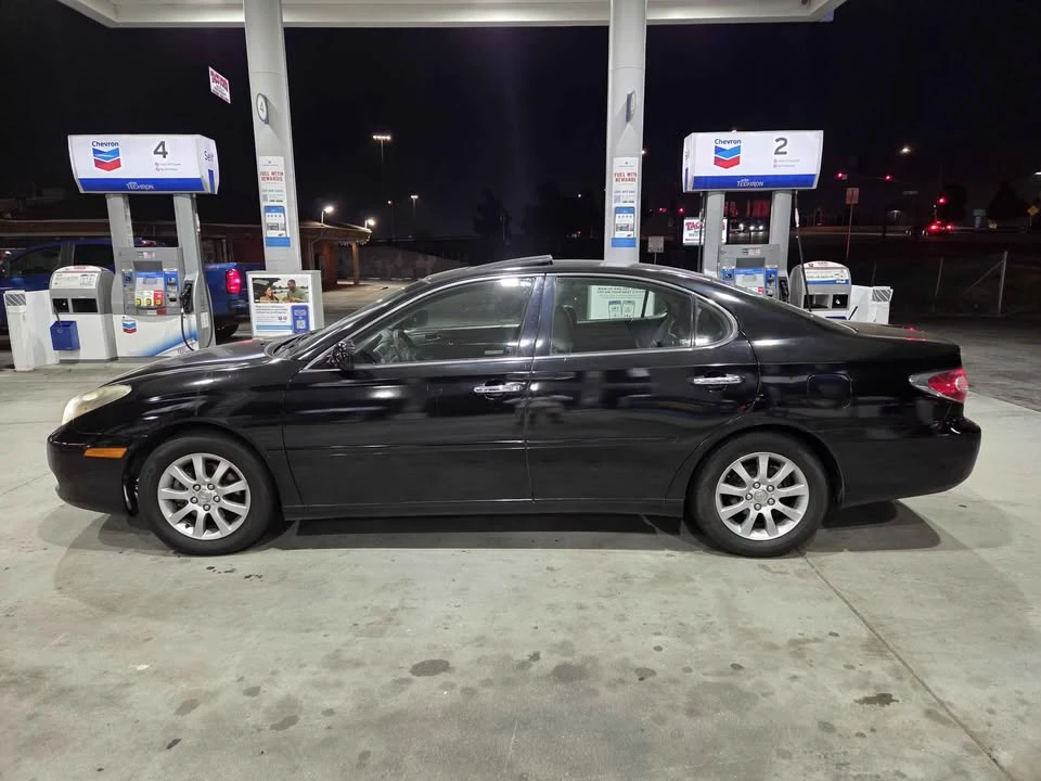 2002 Lexus ES 4th Gen - Image 7 of 14