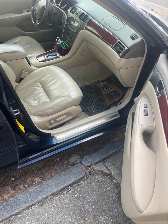 2002 Lexus ES 4th Gen - Image 6 of 9