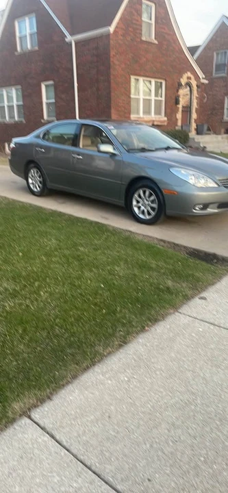 2002 Lexus ES 4th Gen - Image 3 of 14