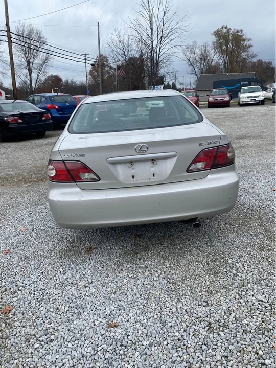 2002 Lexus ES 4th Gen - Image 4 of 6