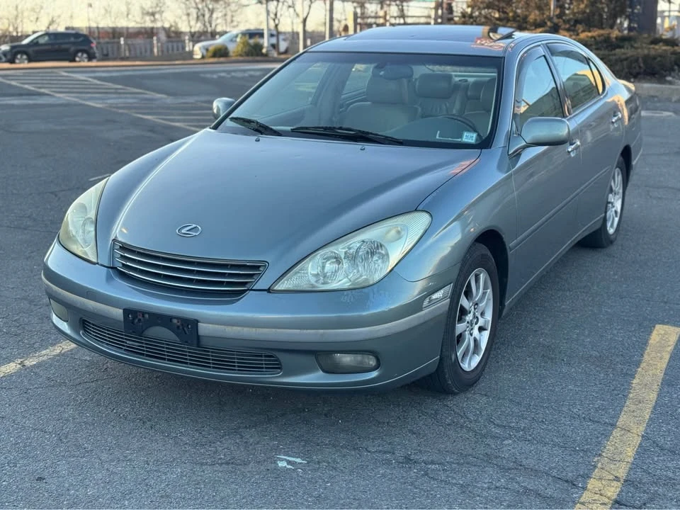 2002 Lexus ES 4th Gen - Image 3 of 13