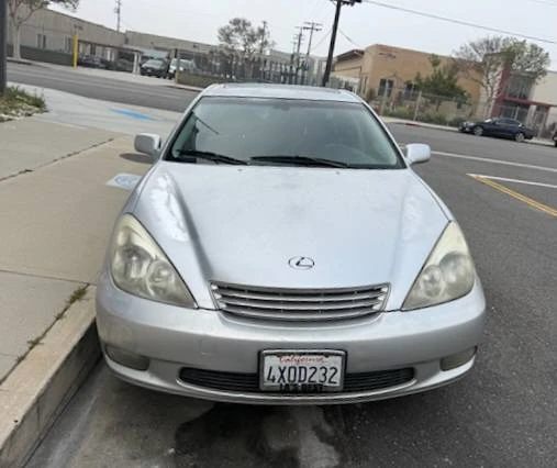 2002 Lexus ES 4th Gen - Image 2 of 10