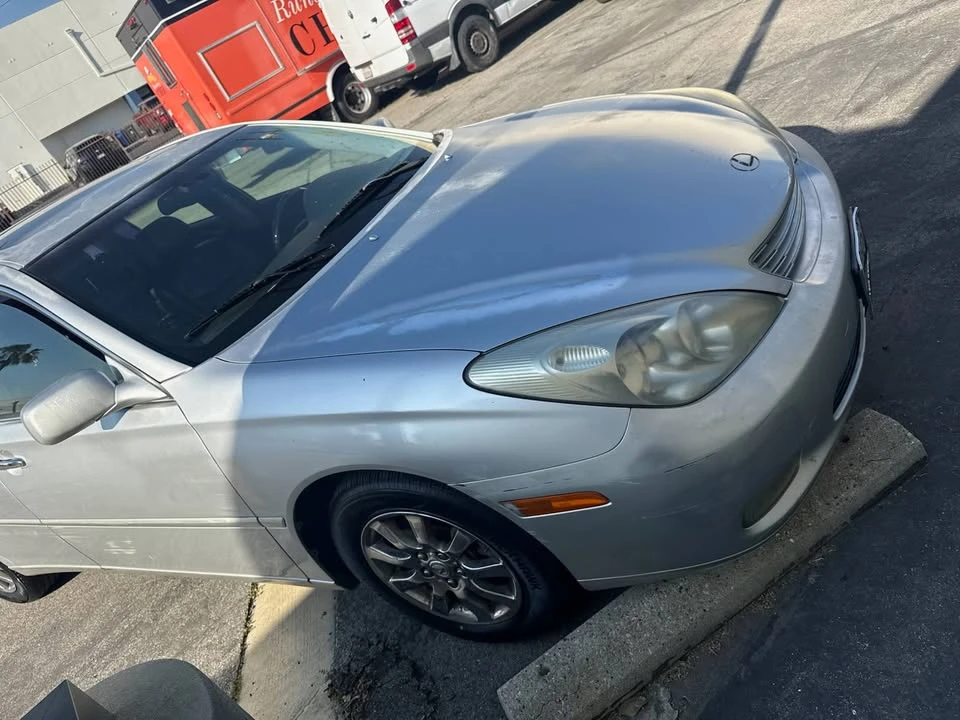 2002 Lexus ES 4th Gen - Image 3 of 10
