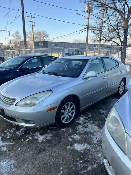 2002 Lexus ES 4th Gen - Image 8 of 12