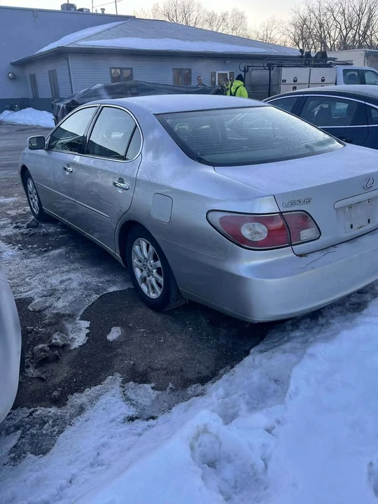 2002 Lexus ES 4th Gen - Image 7 of 12
