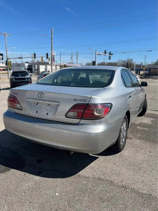 2002 Lexus ES 4th Gen - Image 5 of 16