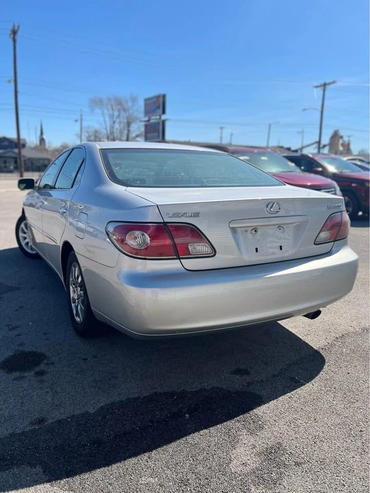 2002 Lexus ES 4th Gen - Image 4 of 16