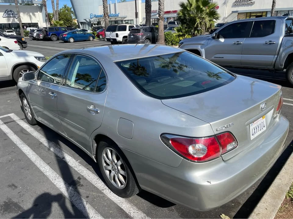 2002 Lexus ES 3rd Gen - Image 2 of 7