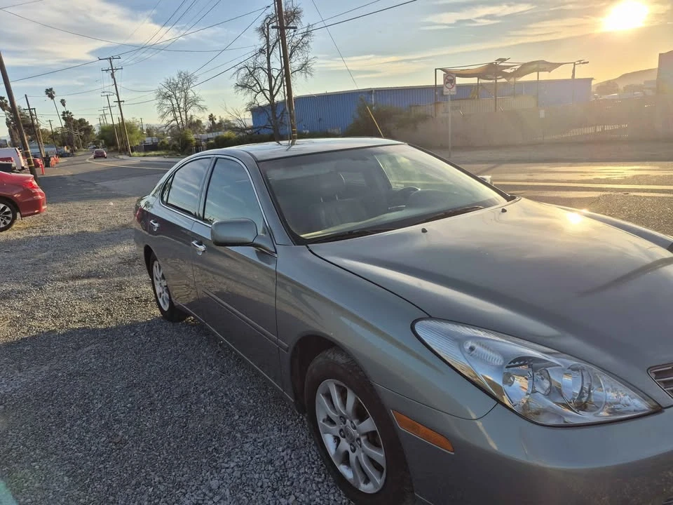 2002 Lexus ES 4th Gen - Image 3 of 9