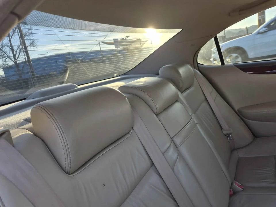 2002 Lexus ES 4th Gen - Image 8 of 9
