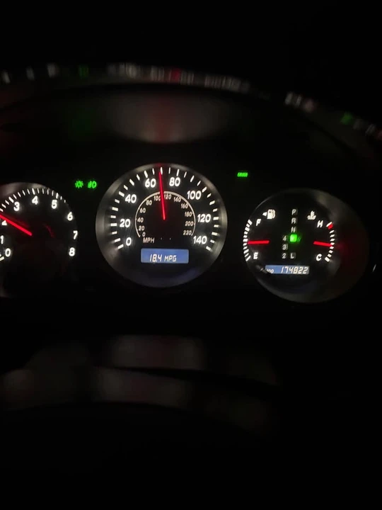 2002 Lexus ES 4th Gen - Image 5 of 10