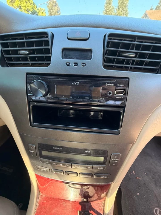 2002 Lexus ES 4th Gen - Image 9 of 9