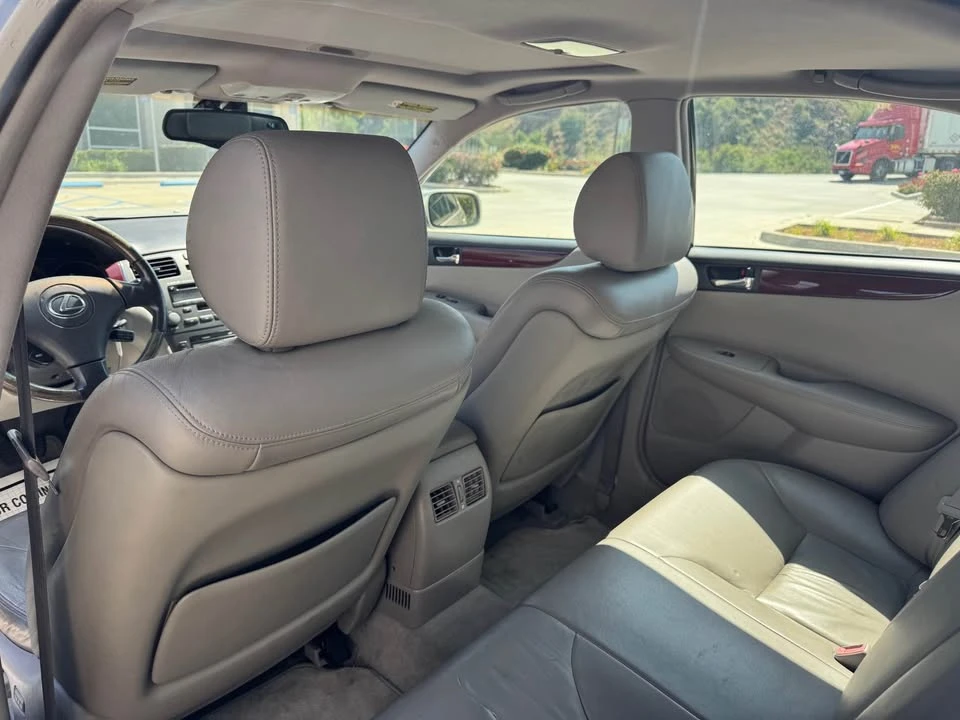 2002 Lexus ES 4th Gen - Image 10 of 20