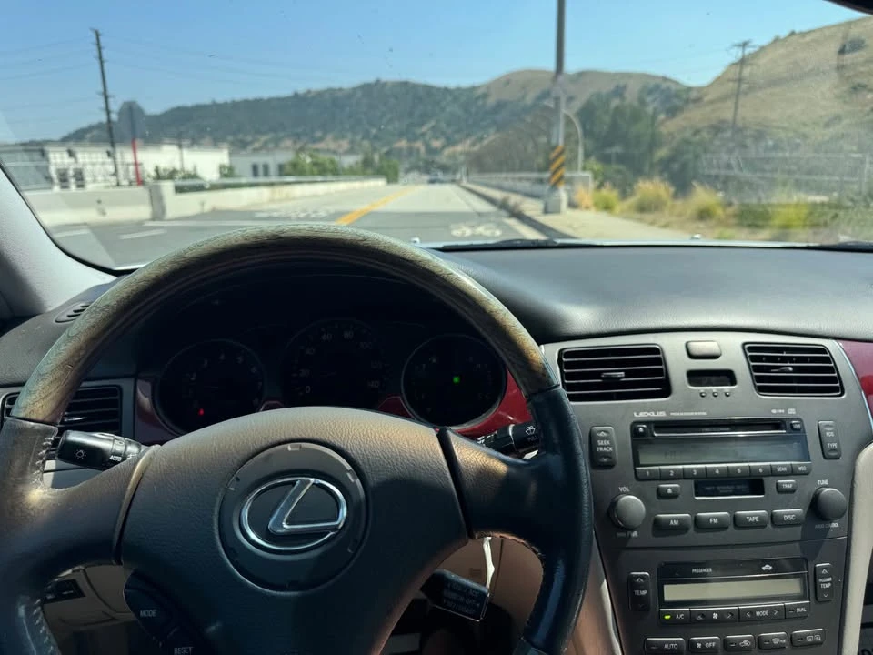 2002 Lexus ES 4th Gen - Image 6 of 20